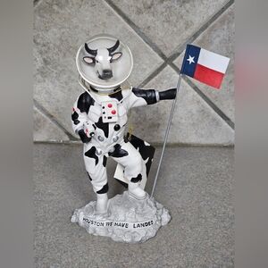 2003 Cow Parade Westland Moonwalking Cow Houston We Have Landed #7282 W/Tag